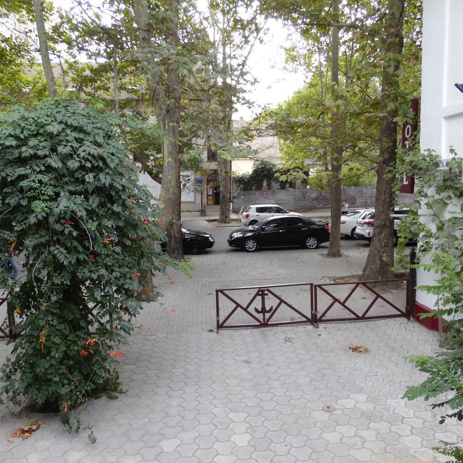 فندق Na Admirala Makarova نيكولايف المظهر الخارجي الصورة